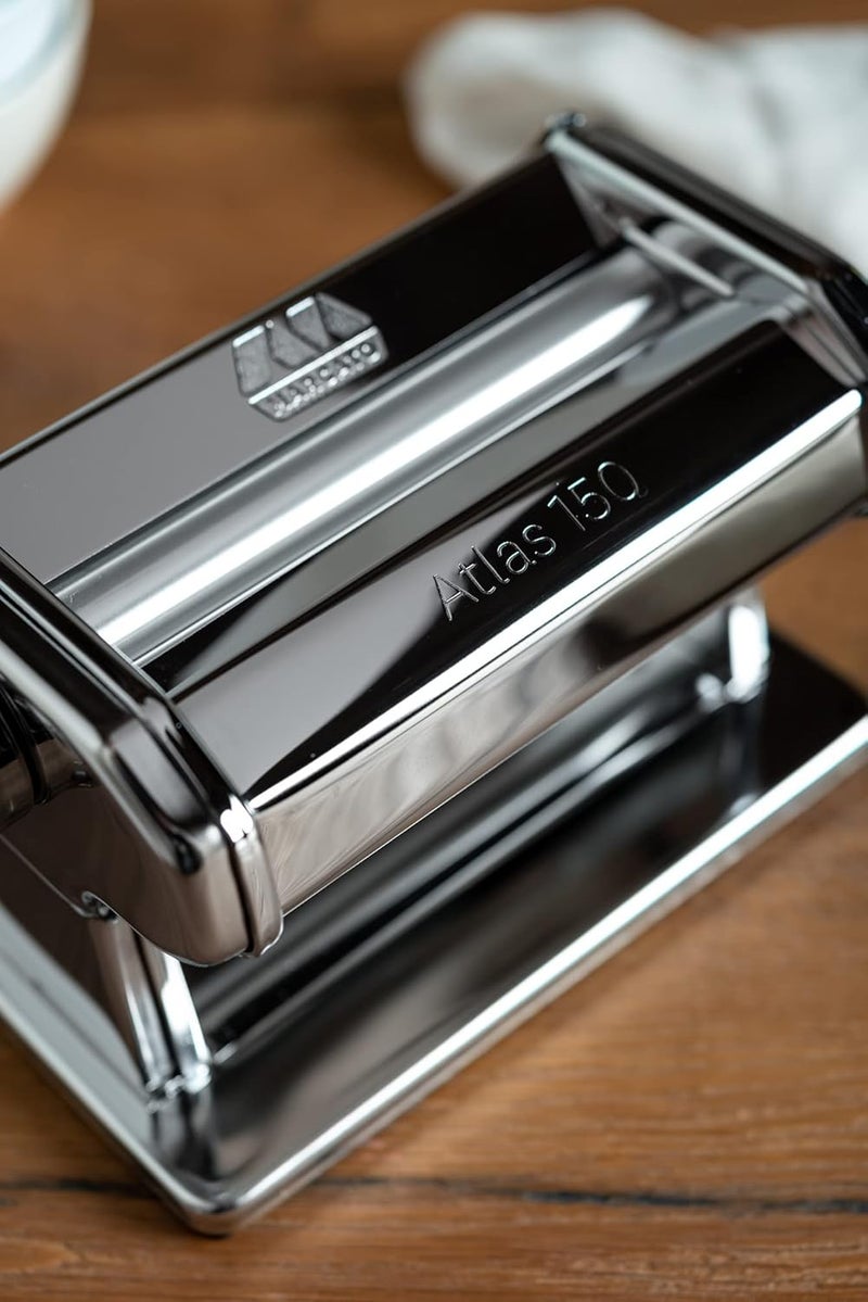 Marcato Atlas 150 Manual Pasta Machine - Stainless Steel Pasta Roller - Image 3